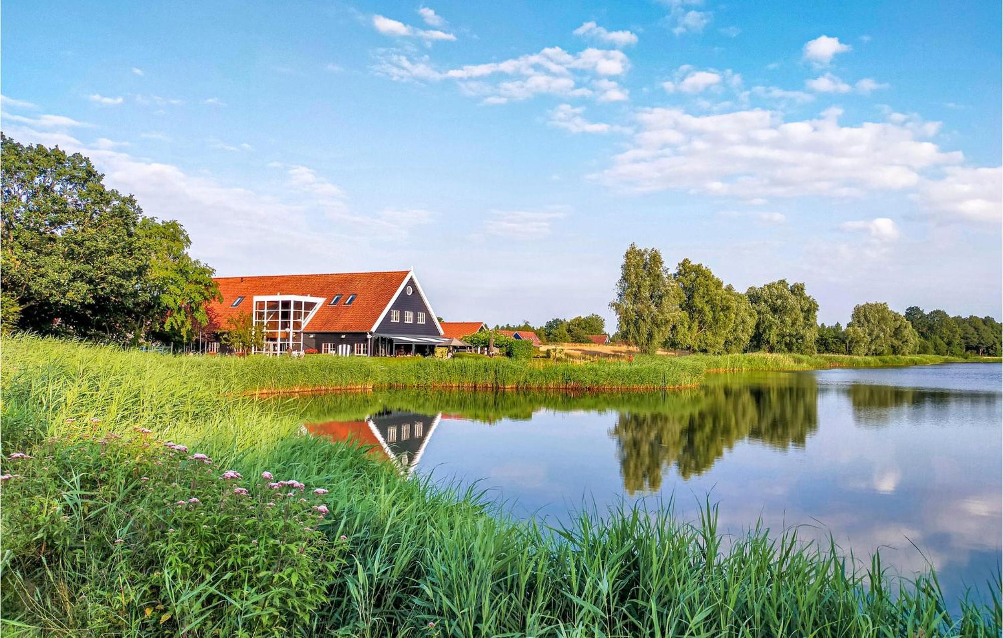 3 Bedroom Beautiful Home In Heinkenszand Extérieur photo